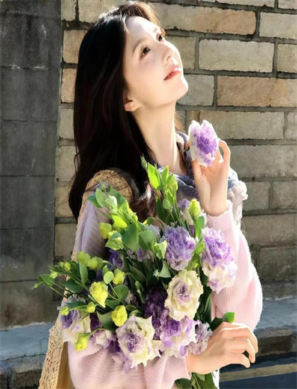 点击破亿：《毛骨悚然撞鬼经2025夏季》市场表现对比深刻反思的：票房成绩与口碑关系